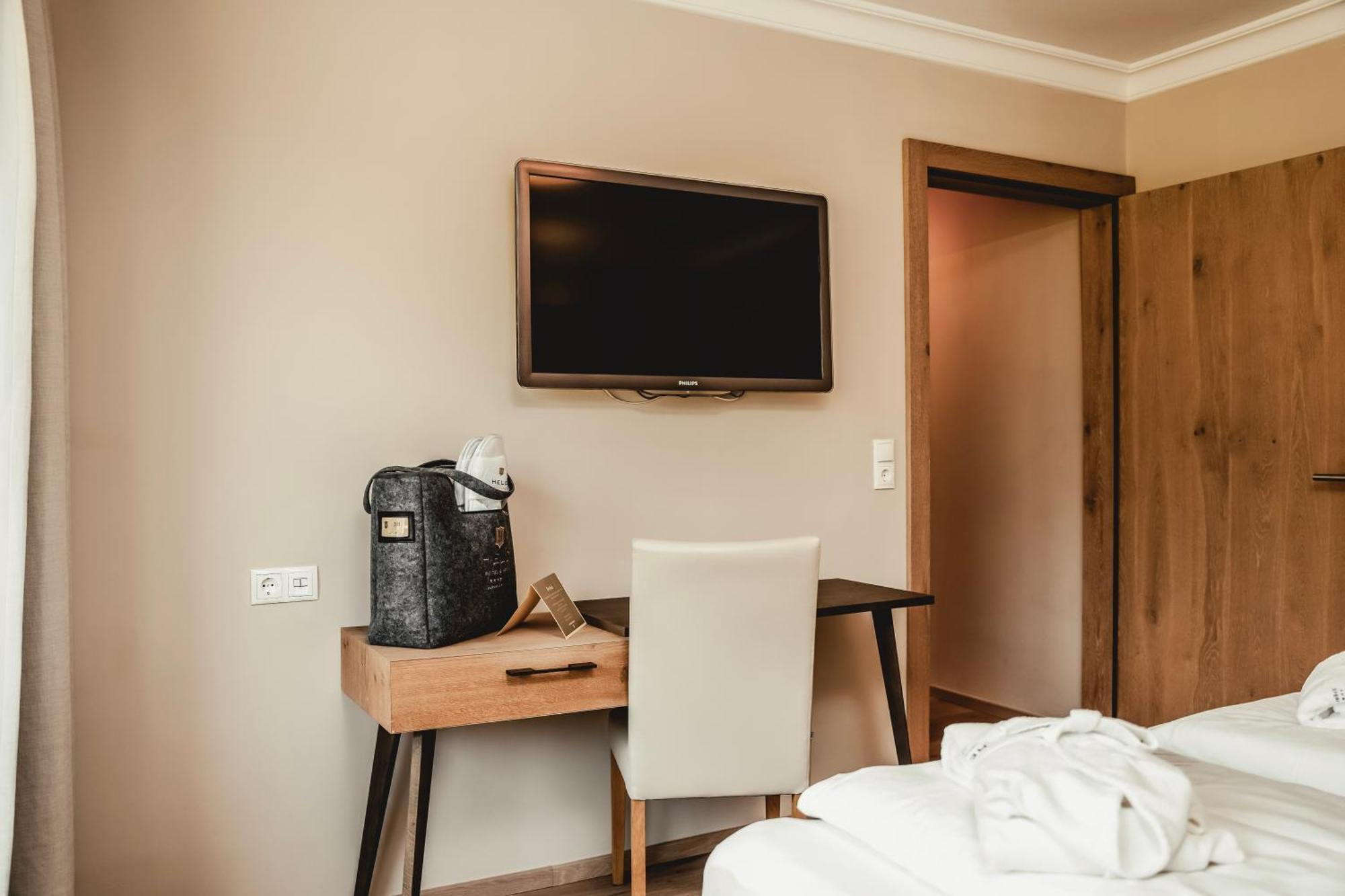 Hotel Held Fügen Exteriér fotografie