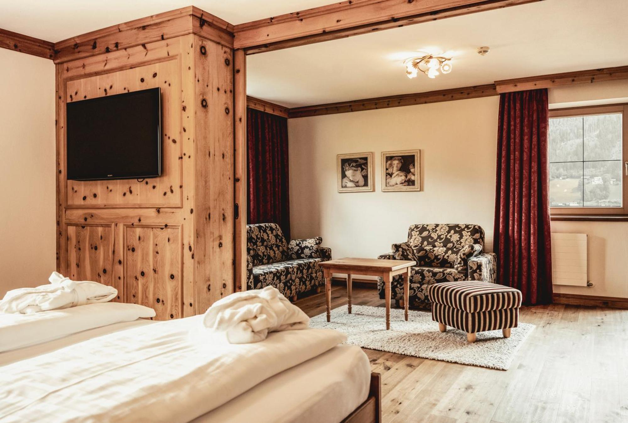 Hotel Held Fügen Exteriér fotografie